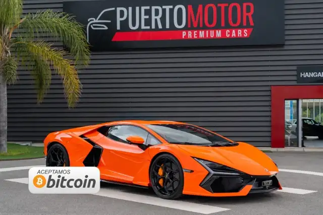 Lamborghini Revuelto