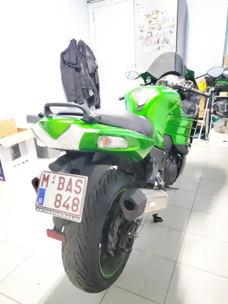 Kawasaki ZZR 1400 - foto 4