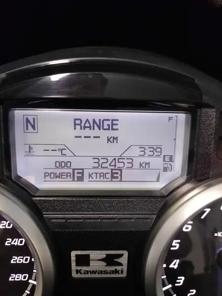 Kawasaki ZZR 1400 - foto 8