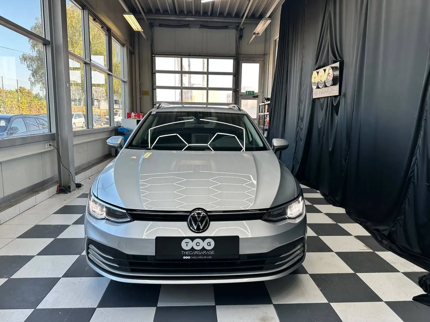 Volkswagen Golf Variant Basis Silber - 2