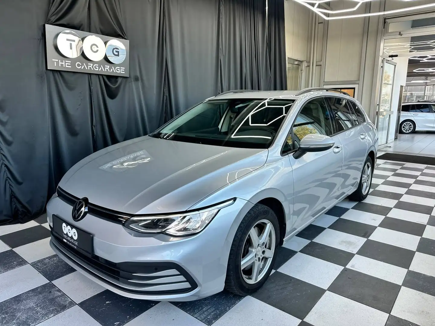 Volkswagen Golf Variant Basis Silber - 1