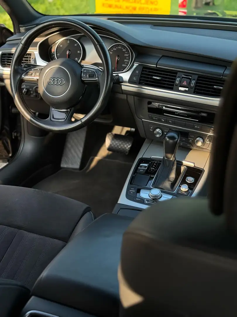 Audi A6 Schwarz - 2
