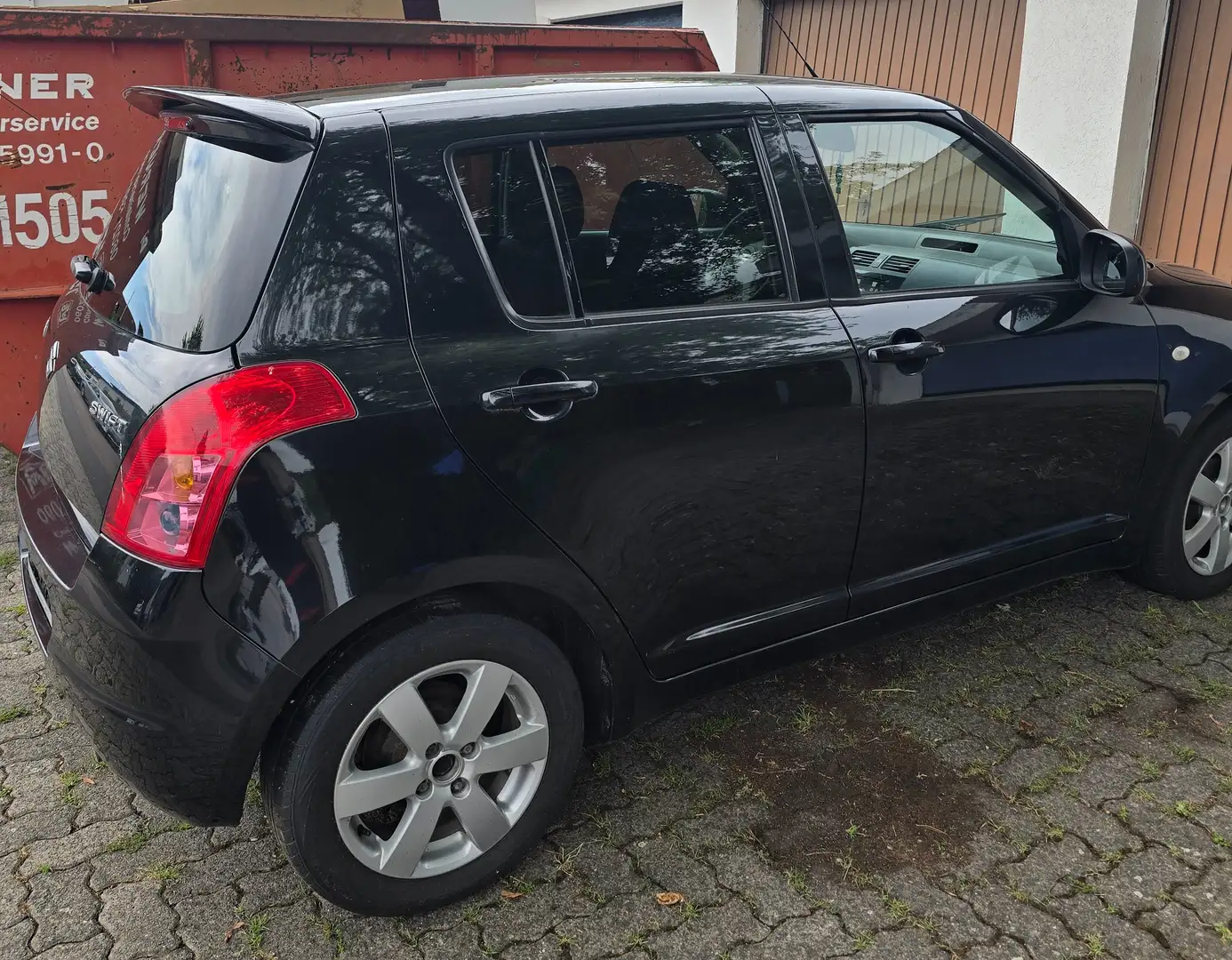 Suzuki Swift Swift 1.3 Black and White Schwarz - 1