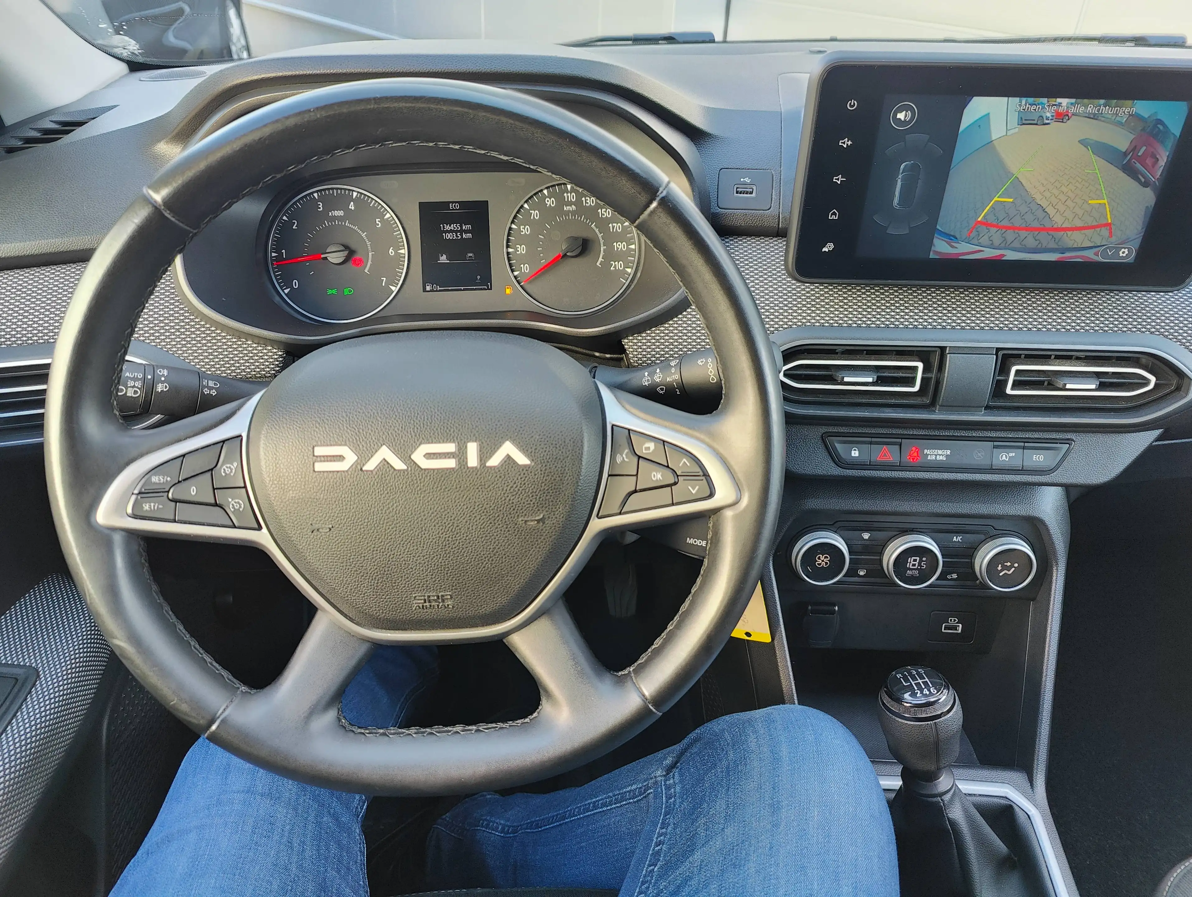 Dacia Jogger Expression / KAMERA / NAVI / KLIMAAUTOMATIK — photo 11
