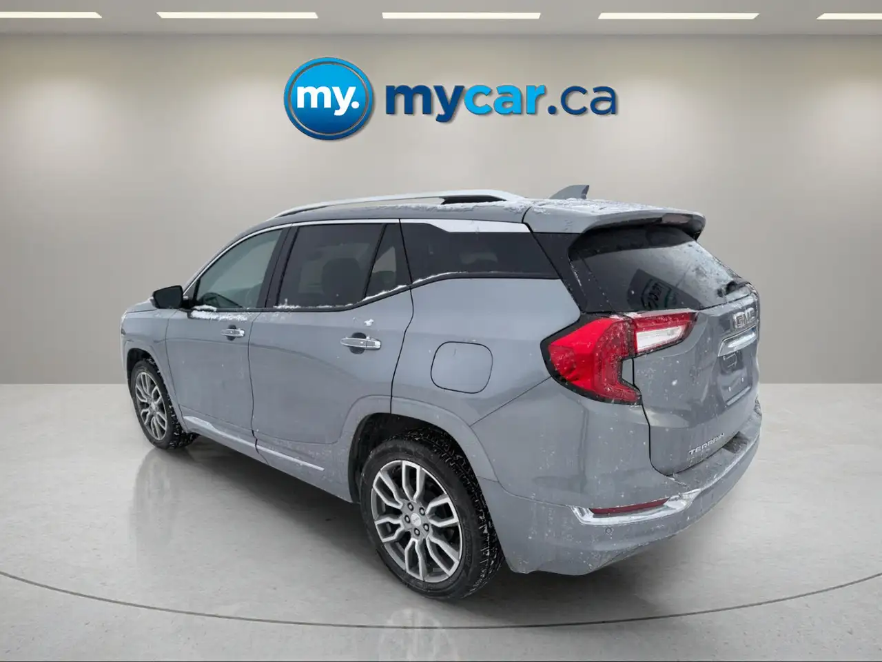 GMC Terrain photo GMC Terrain