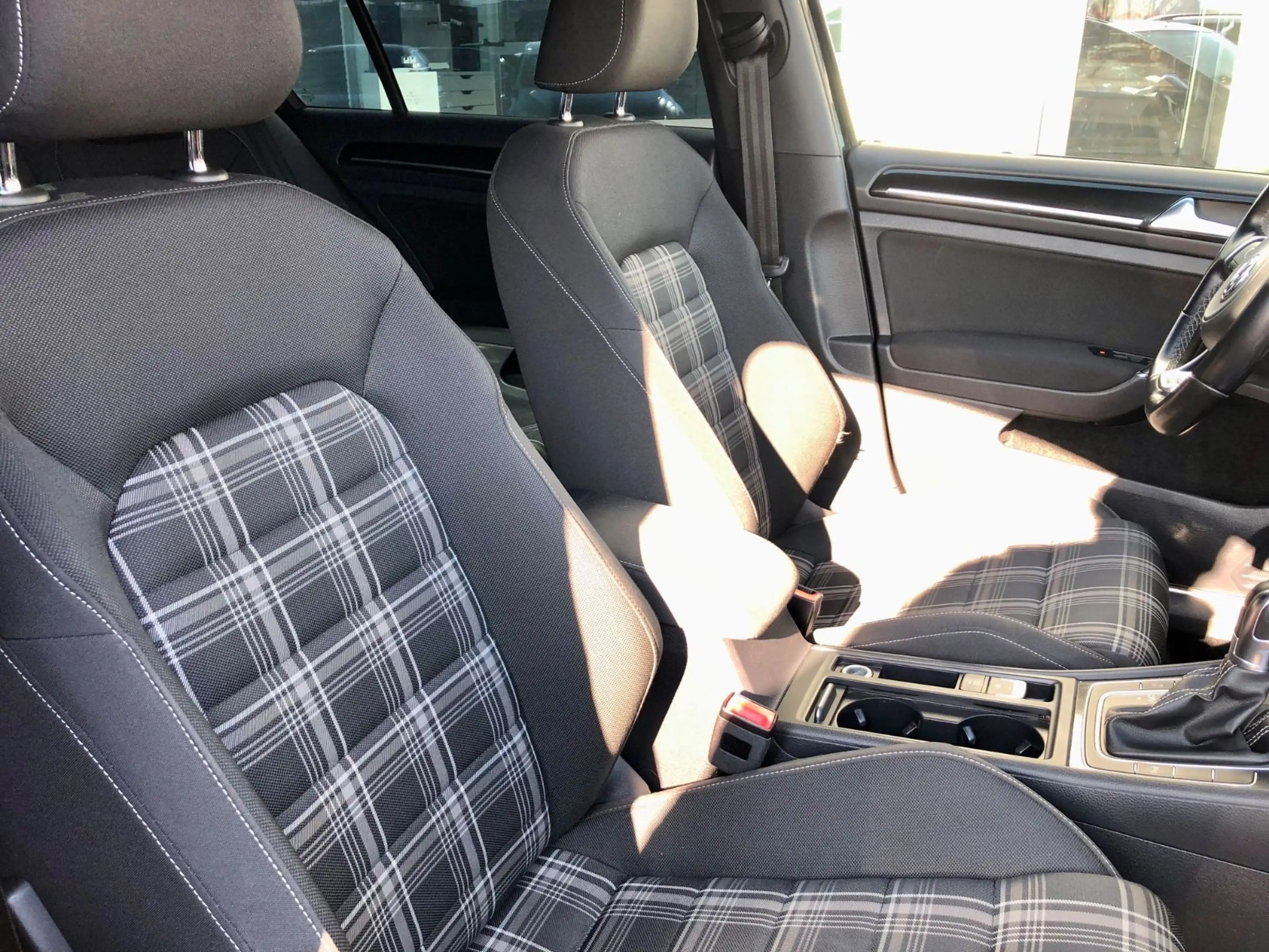Volkswagen Golf VII Lim. GTD/Sitzhz/BI Xenon/Navi/Kamera — photo 11