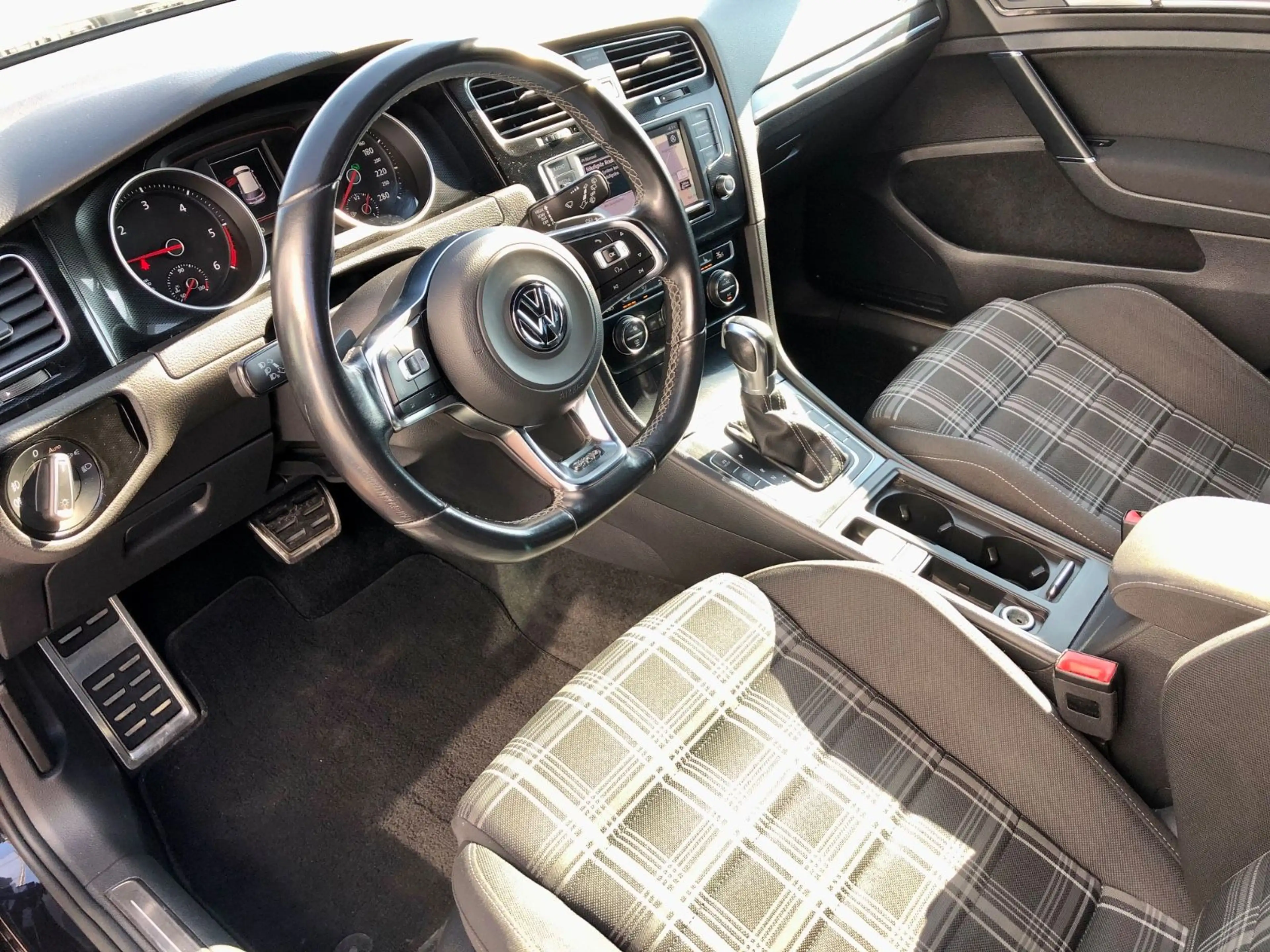 Volkswagen Golf VII Lim. GTD/Sitzhz/BI Xenon/Navi/Kamera — photo 13