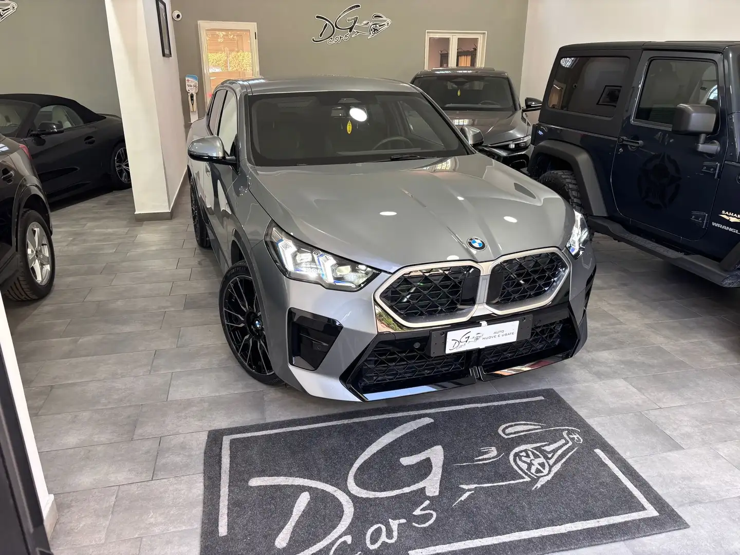 BMW X2 18D SDRIVE M-SPORT HARMAN/KARDON IVA DED Gris - 2