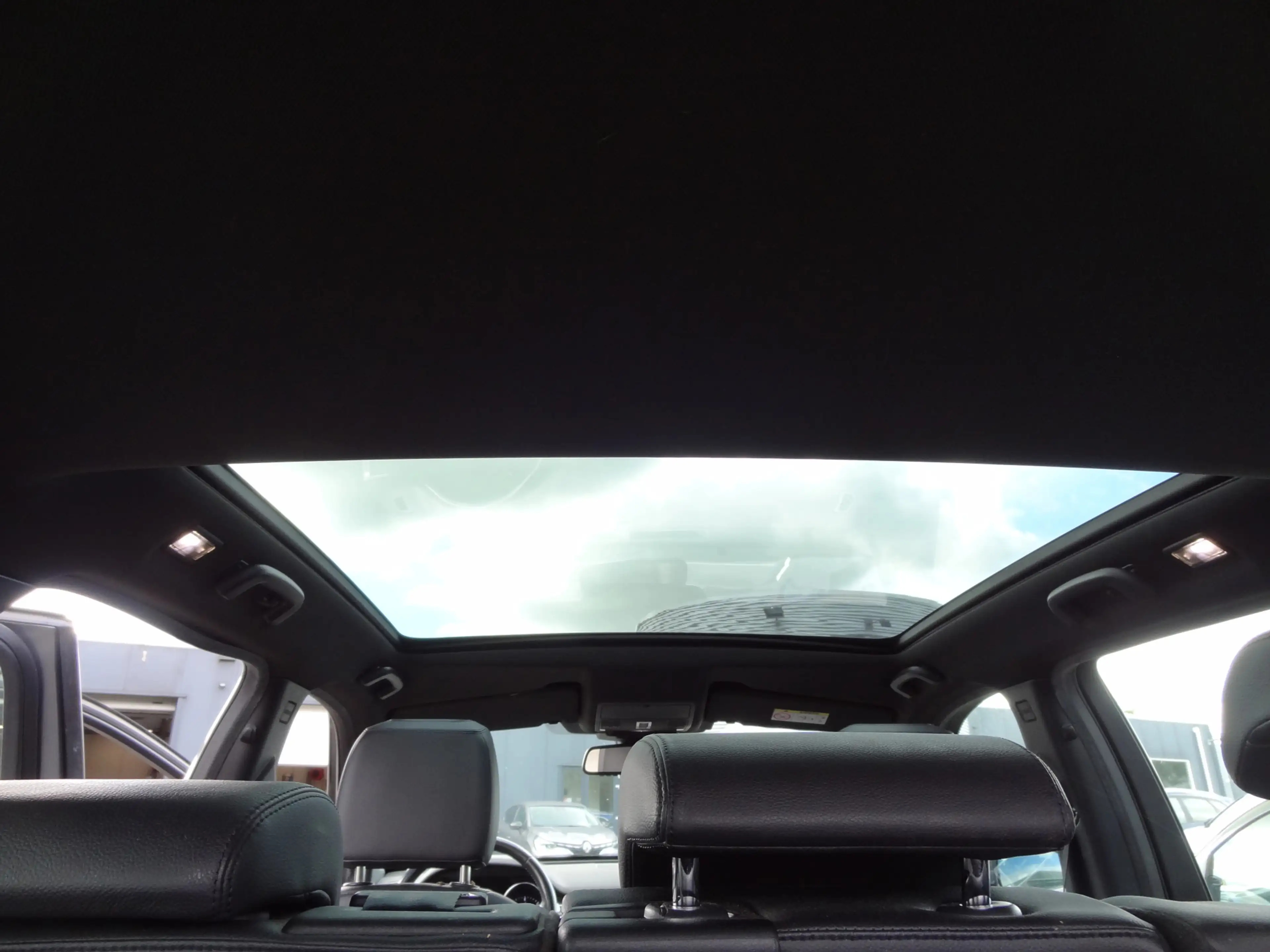 Land Rover Discovery Sport 2.0 TD4 Urban Series SE Dynamic — photo 9