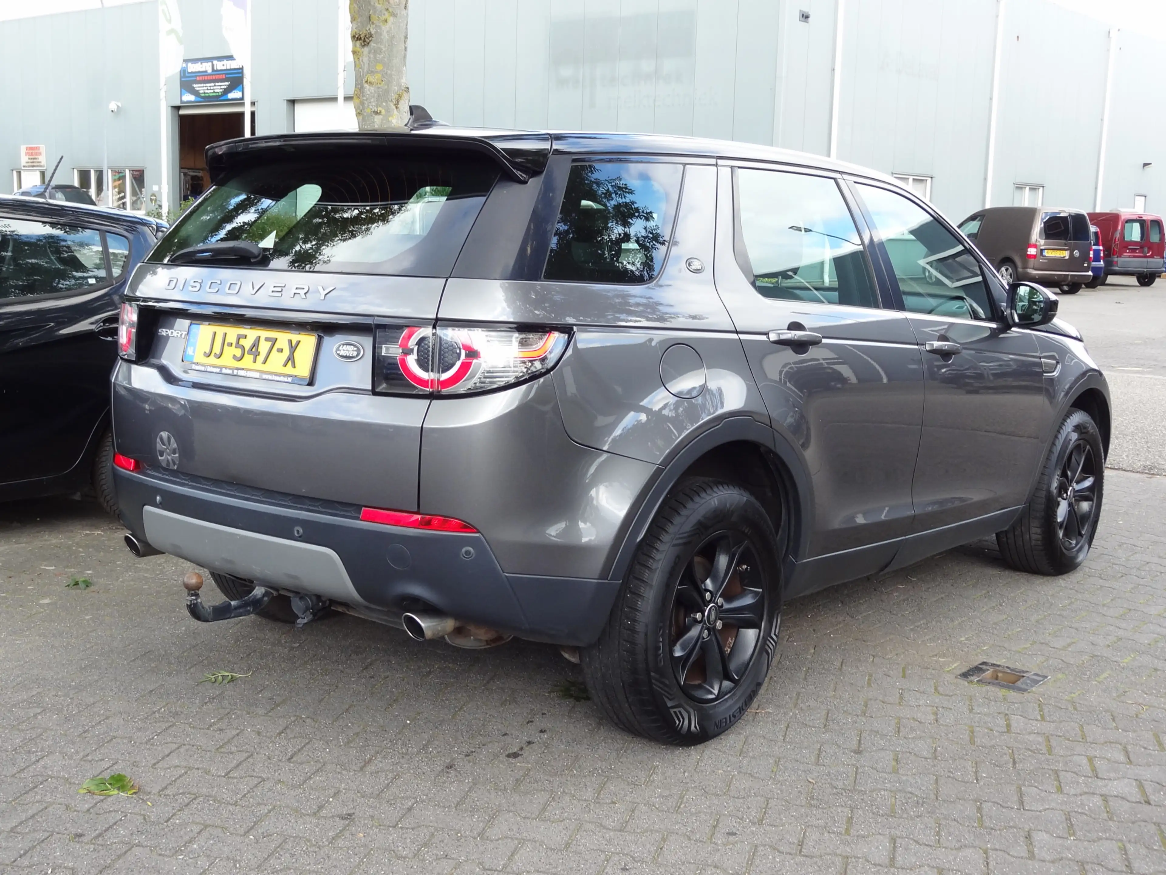 Land Rover Discovery Sport 2.0 TD4 Urban Series SE Dynamic — photo 2