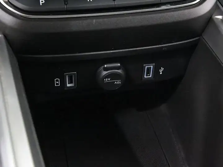 Jeep Avenger 2025, foto 33