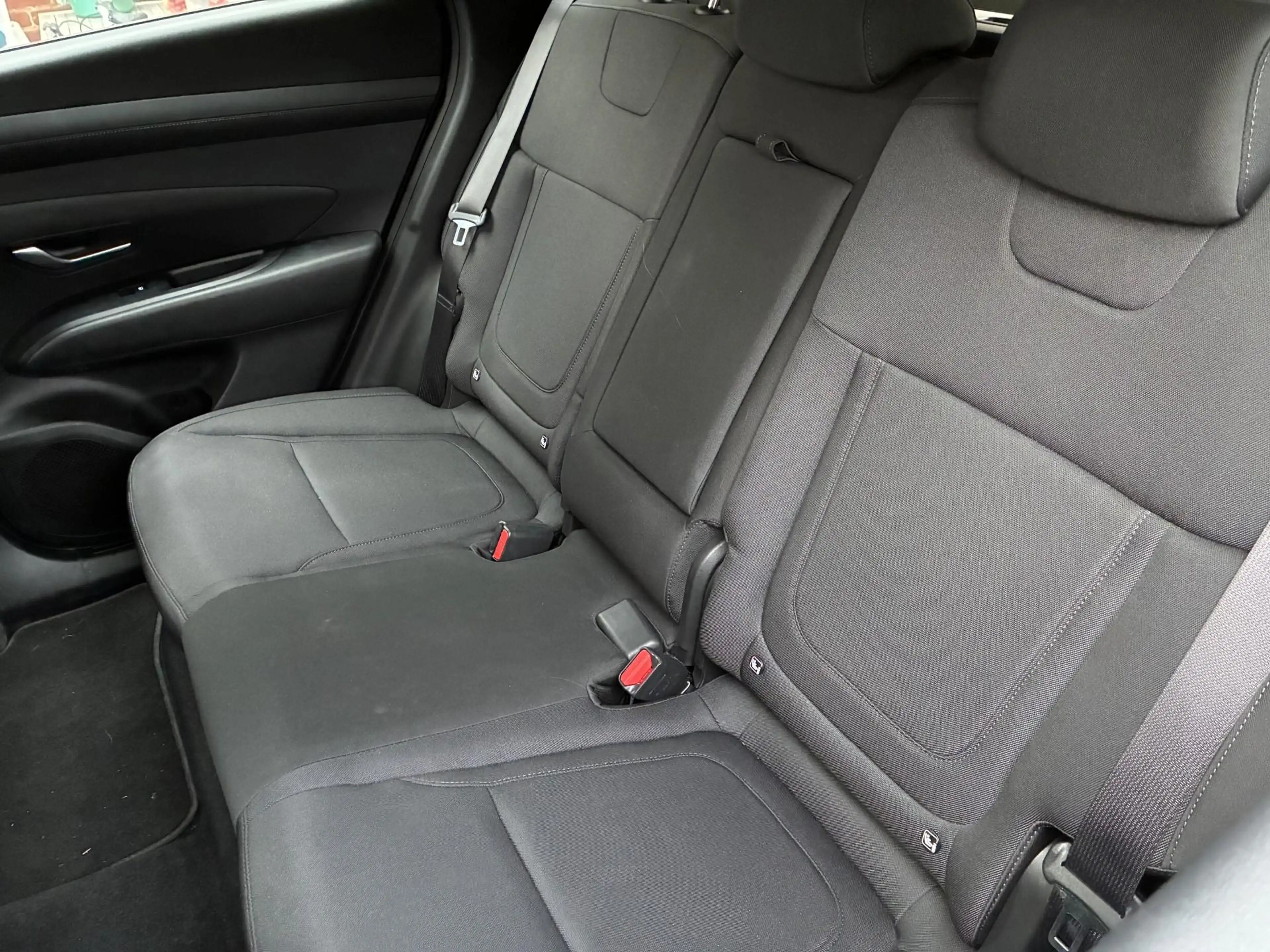 Hyundai TUCSON TECHNO PLUG-IN HYBRID — photo 11