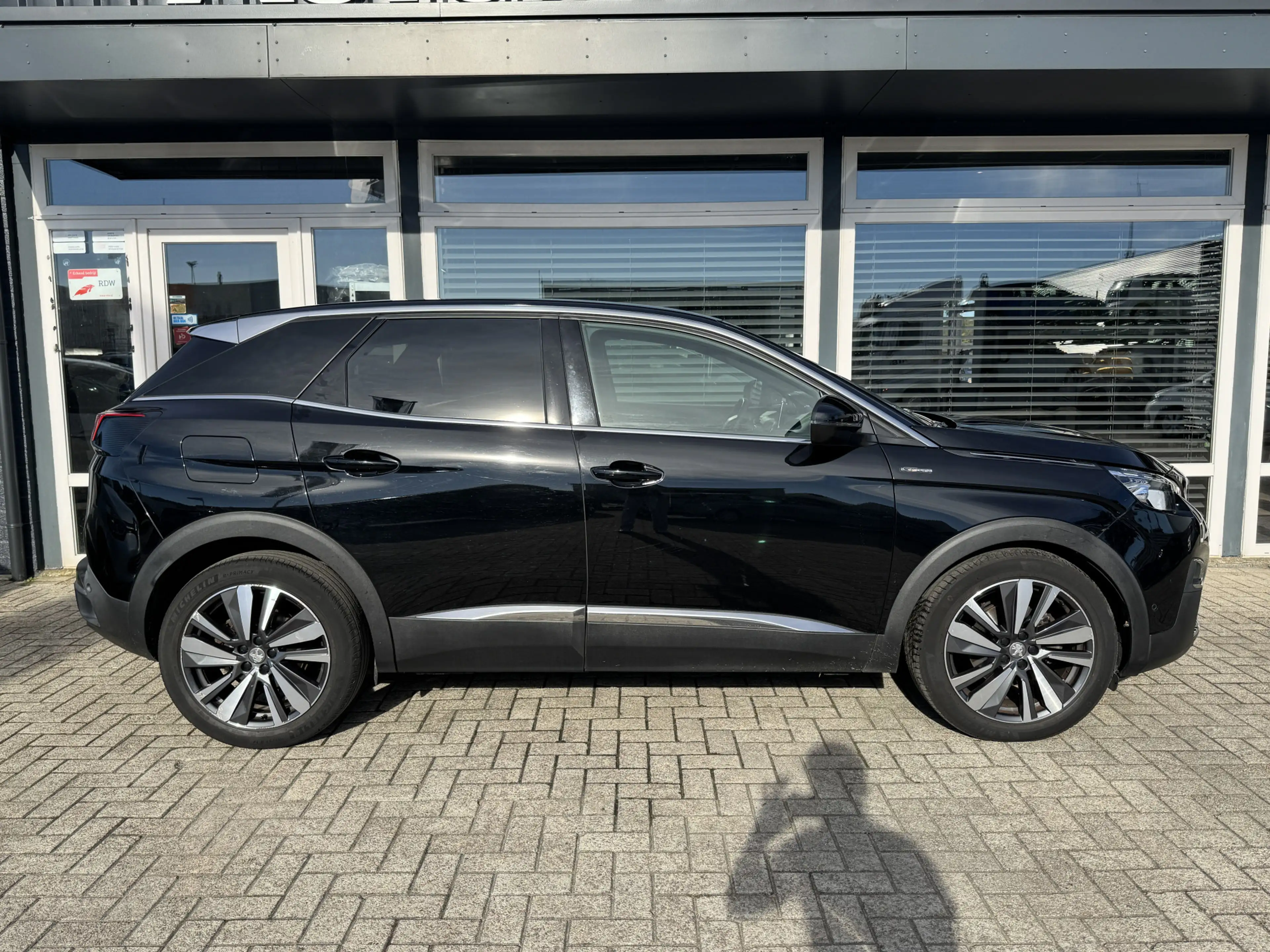 Peugeot 3008 1.5 HDI GT LINE | Leder Sportinterieur | Stoelverw — photo 10