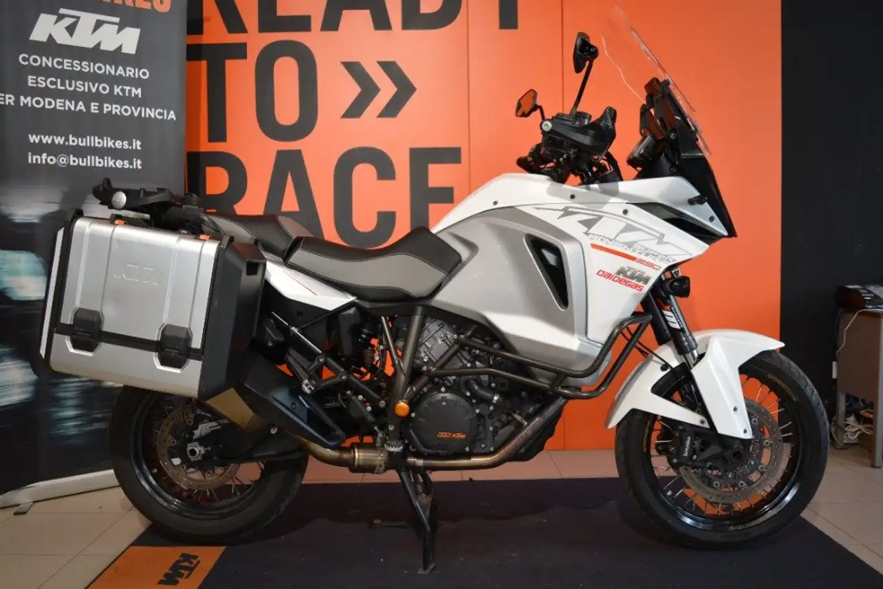 KTM 1290 Super Adventure