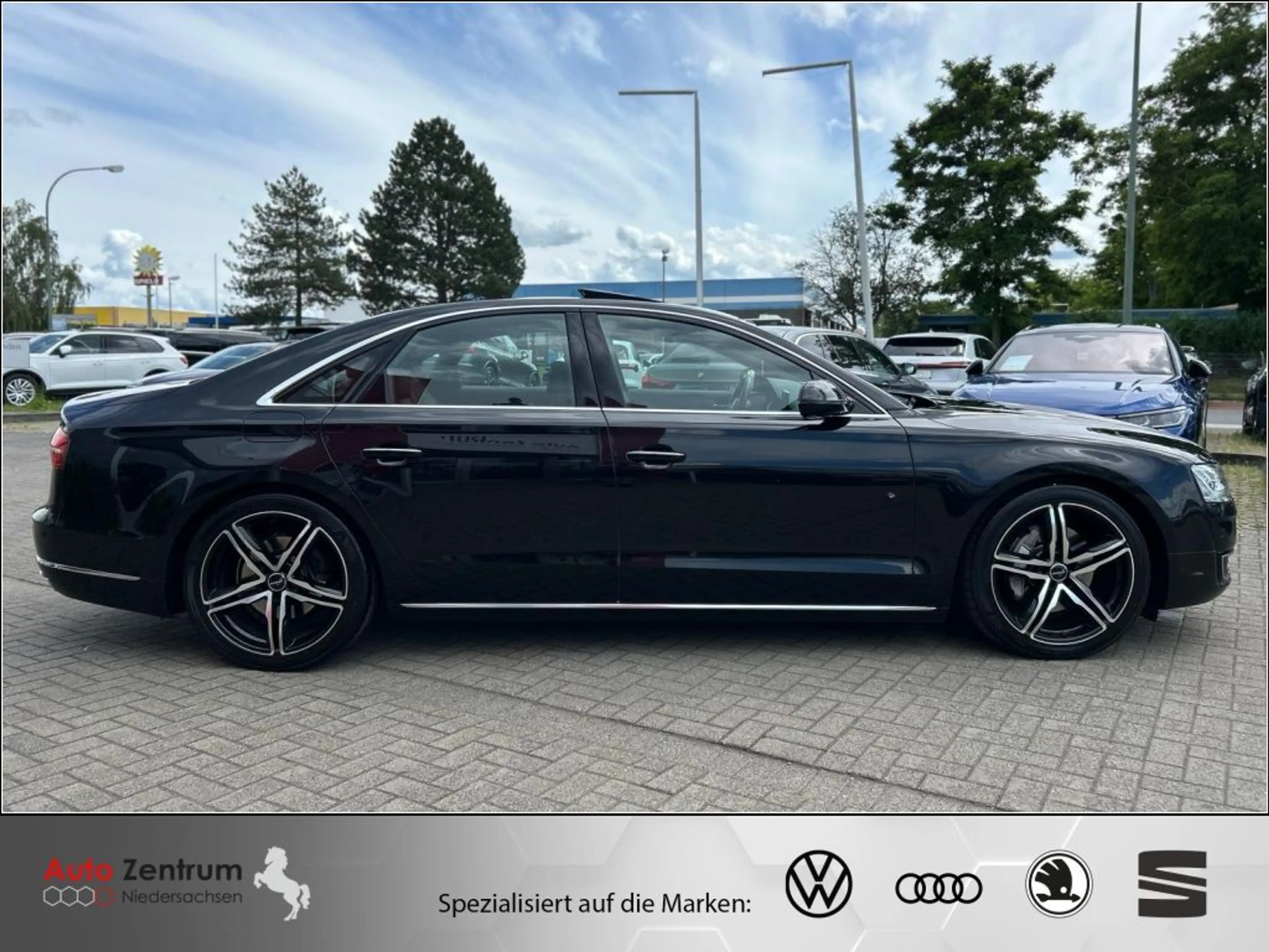 Audi A8 3.0 TDI BOSE Nachtsicht Matrx HUD PANO Standheizng — photo 4
