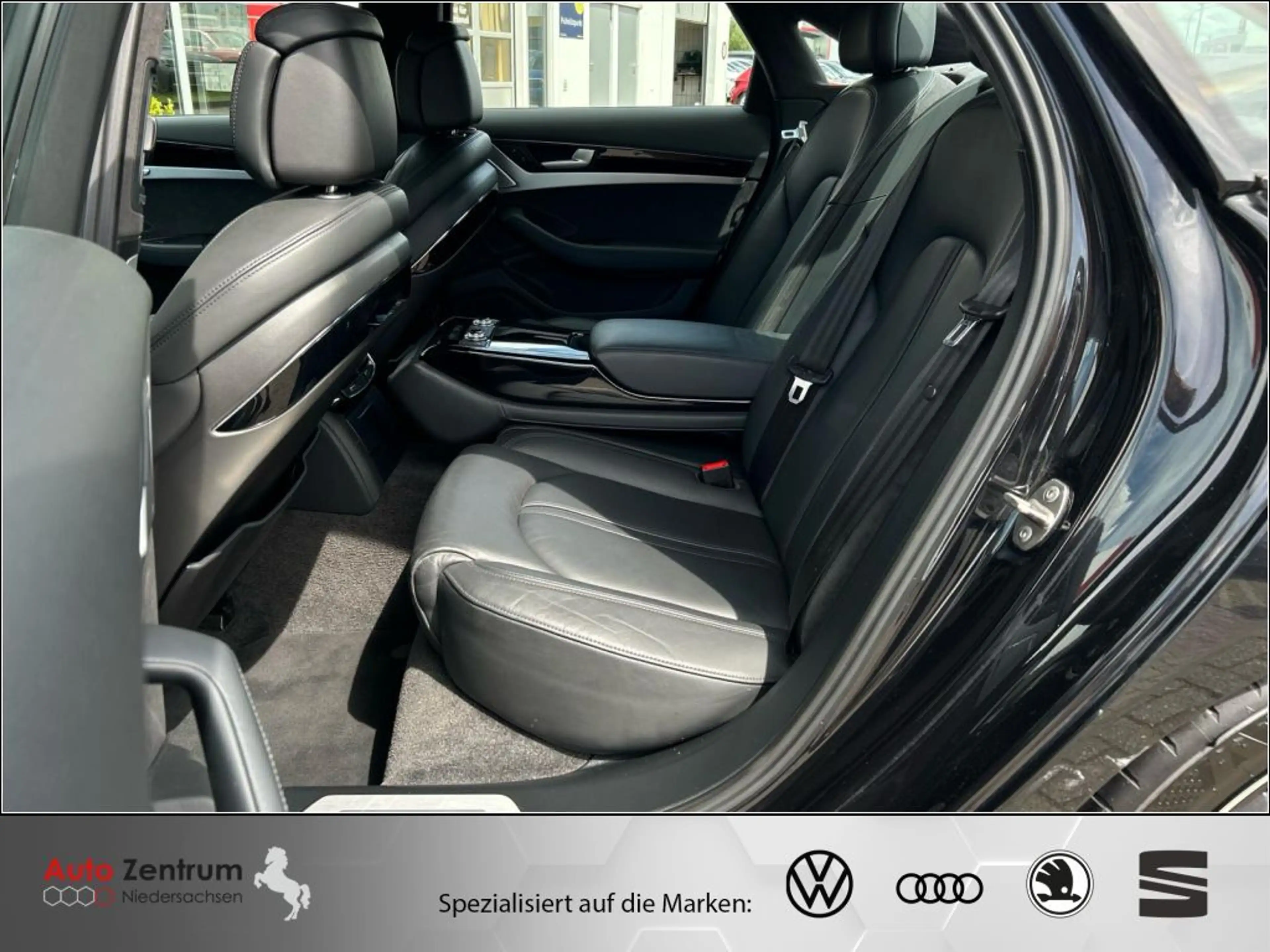 Audi A8 3.0 TDI BOSE Nachtsicht Matrx HUD PANO Standheizng — photo 15