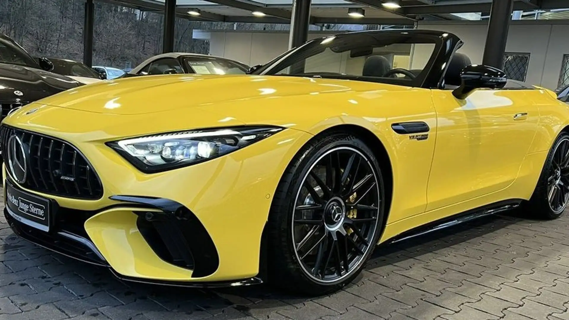 Mercedes-Benz SL 63 AMG 4Matic+ Aut. Geel - 2