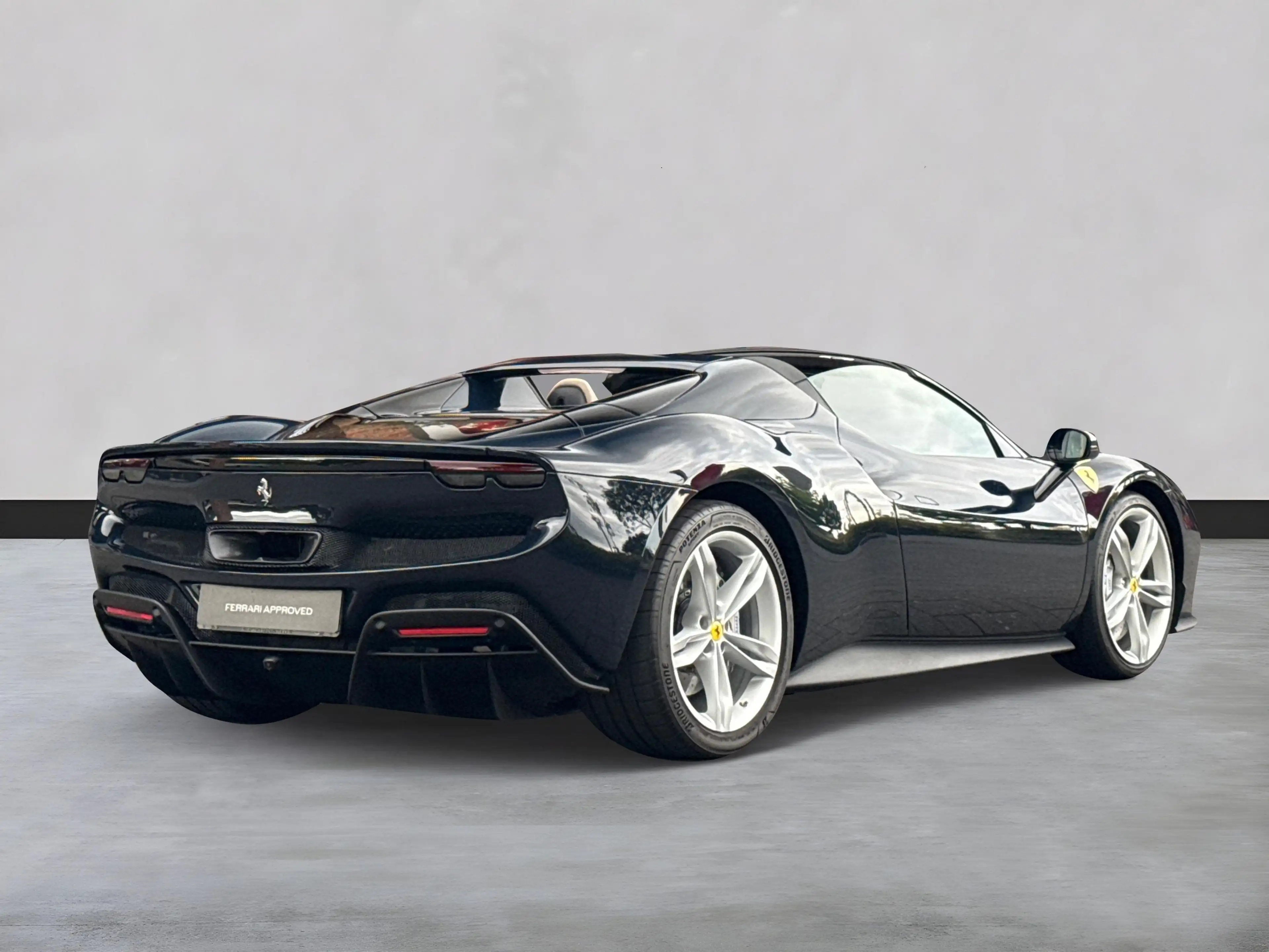 Ferrari 296 GTS *20'' Schmiedefelge*Premium HiFi* — photo 7