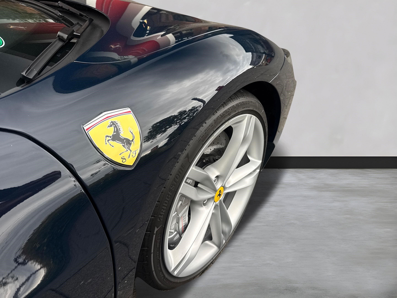 Ferrari 296 GTS *20'' Schmiedefelge*Premium HiFi* — photo 11