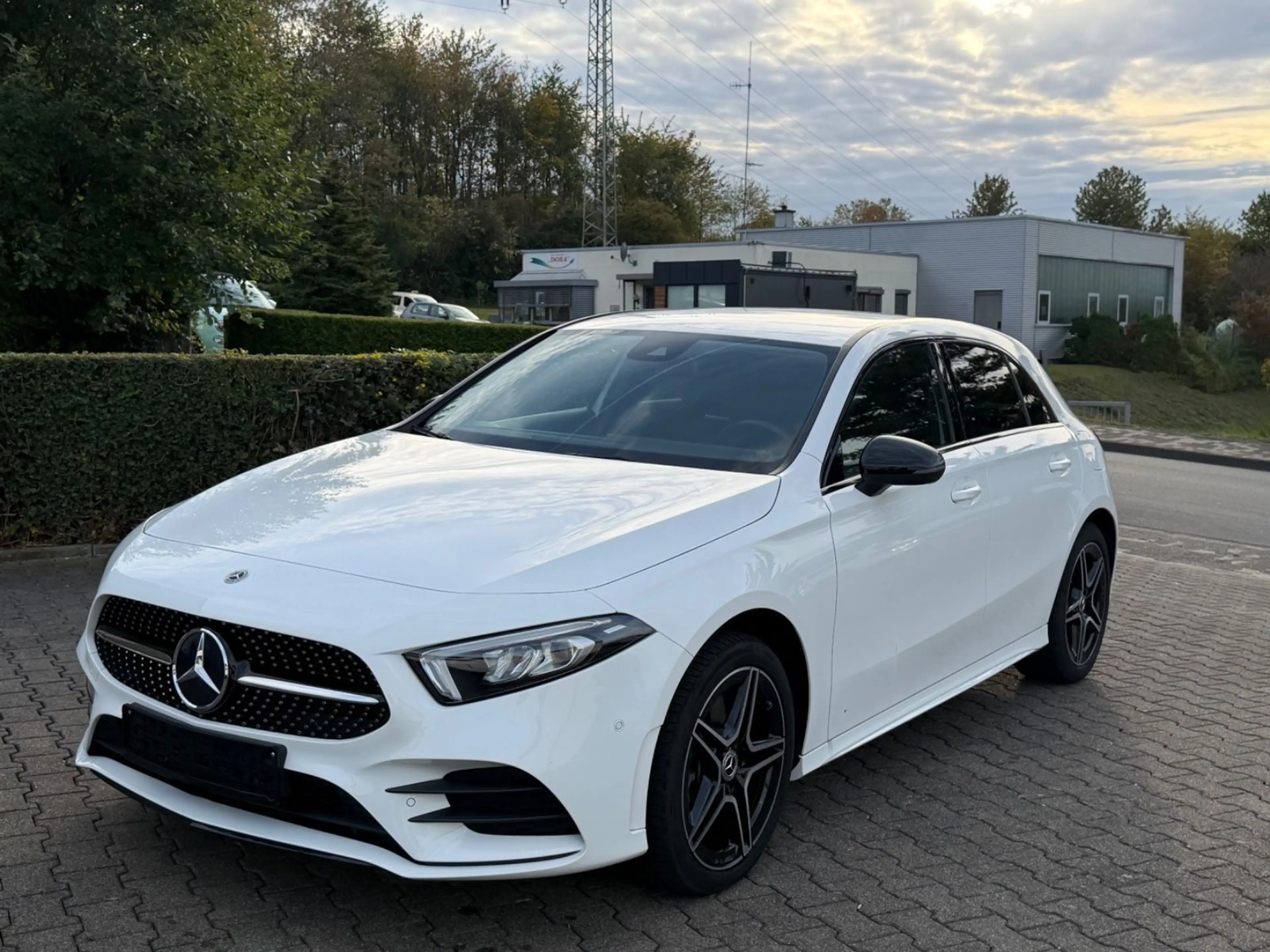 Mercedes-Benz A 250 e AMG Edition LED Night Ambiente