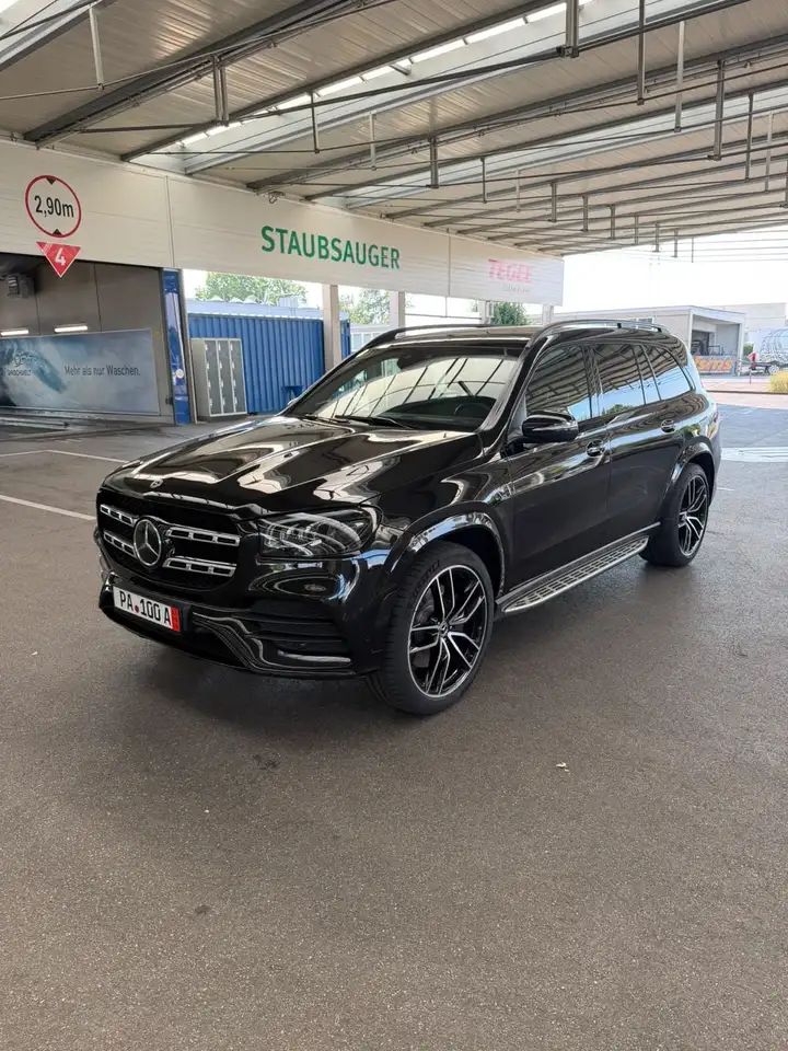 Mercedes-Benz GLS 400