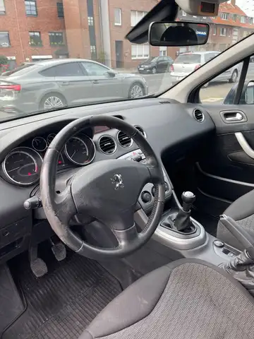 Peugeot 308 view 14