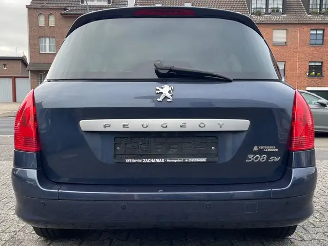 Peugeot 308 view 5