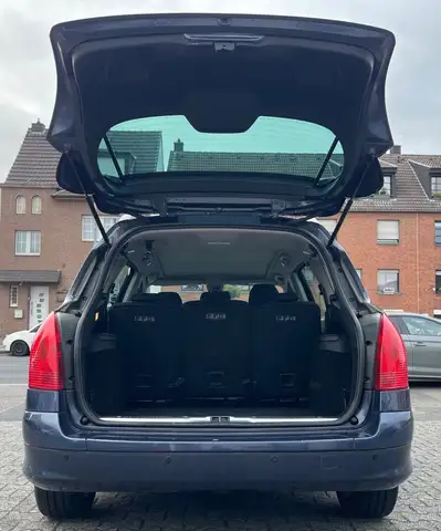 Peugeot 308 view 10