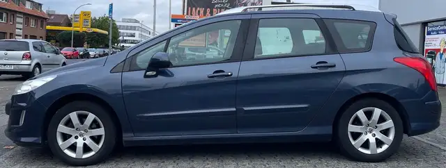 Peugeot 308 view 8