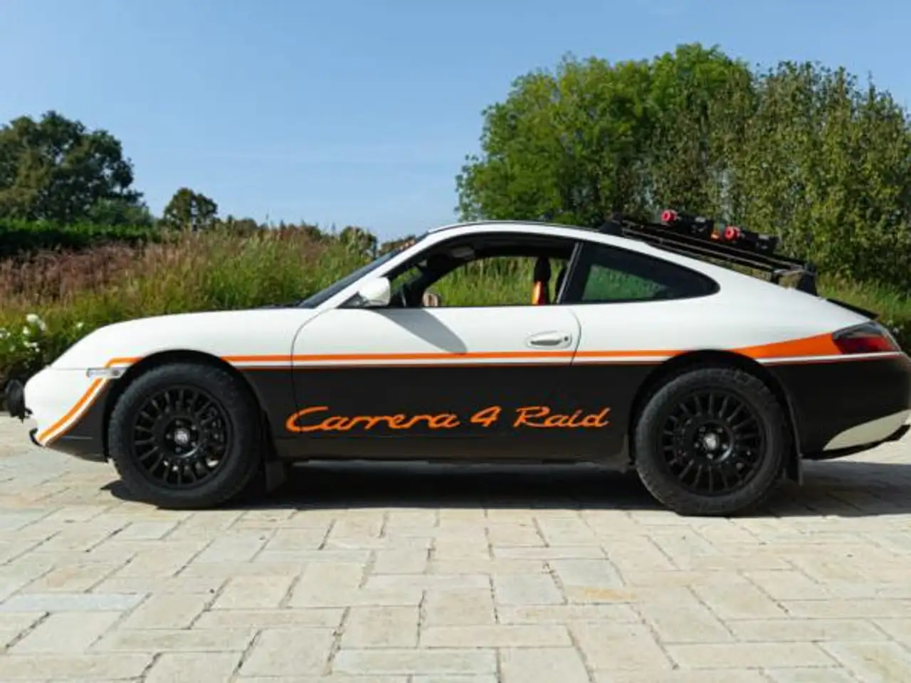 Porsche 911 (996) MK1 CARRERA 4 RAID, foto 3