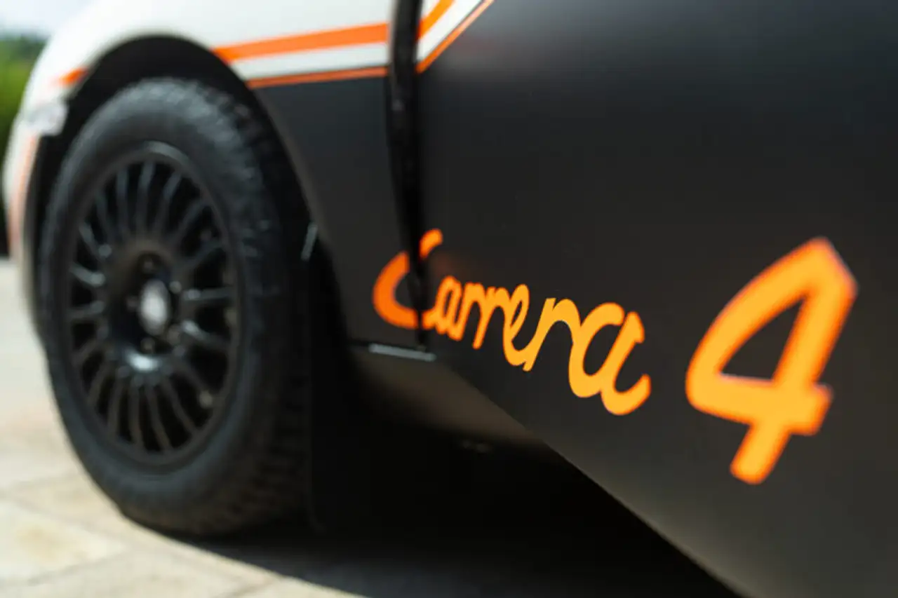 Porsche 911 (996) MK1 CARRERA 4 RAID, foto 8