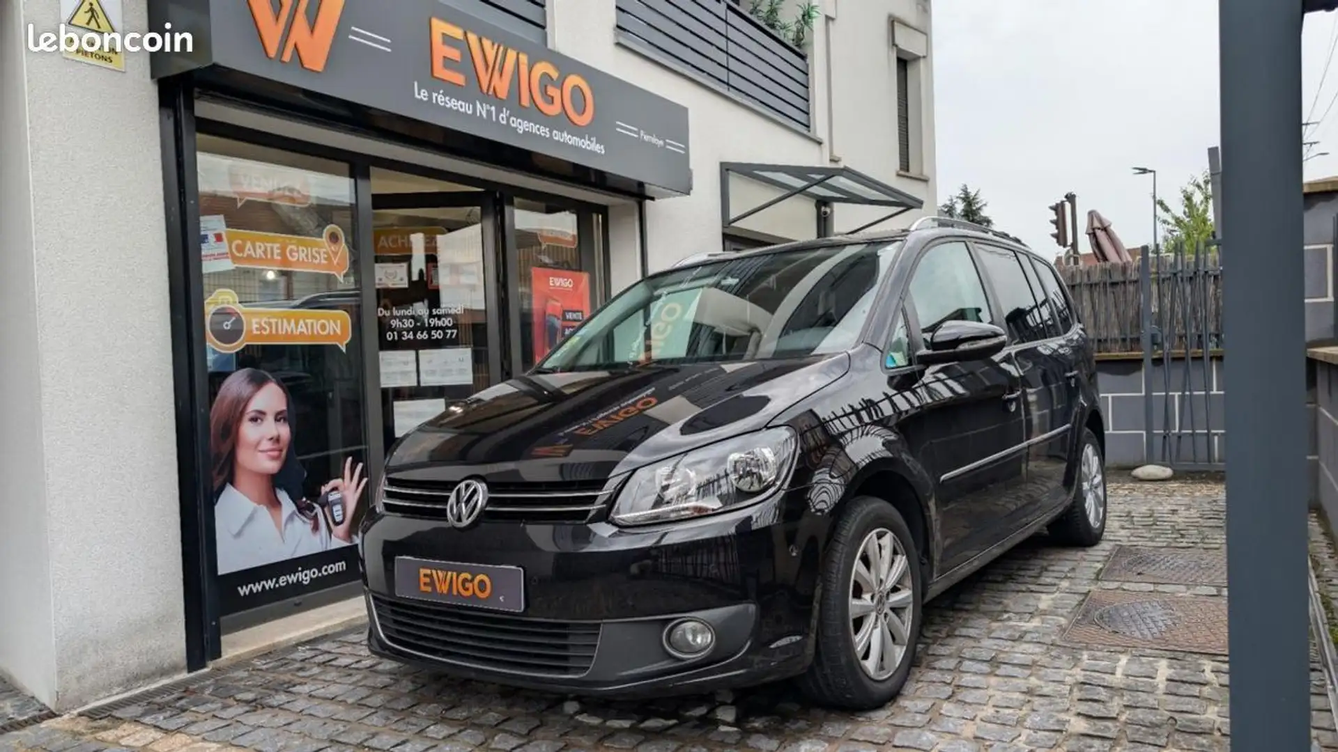 Volkswagen Touran 2.0 TDI 140 BLUEMOTION CARAT 7 PLACES DSG BVA Zwart - 1