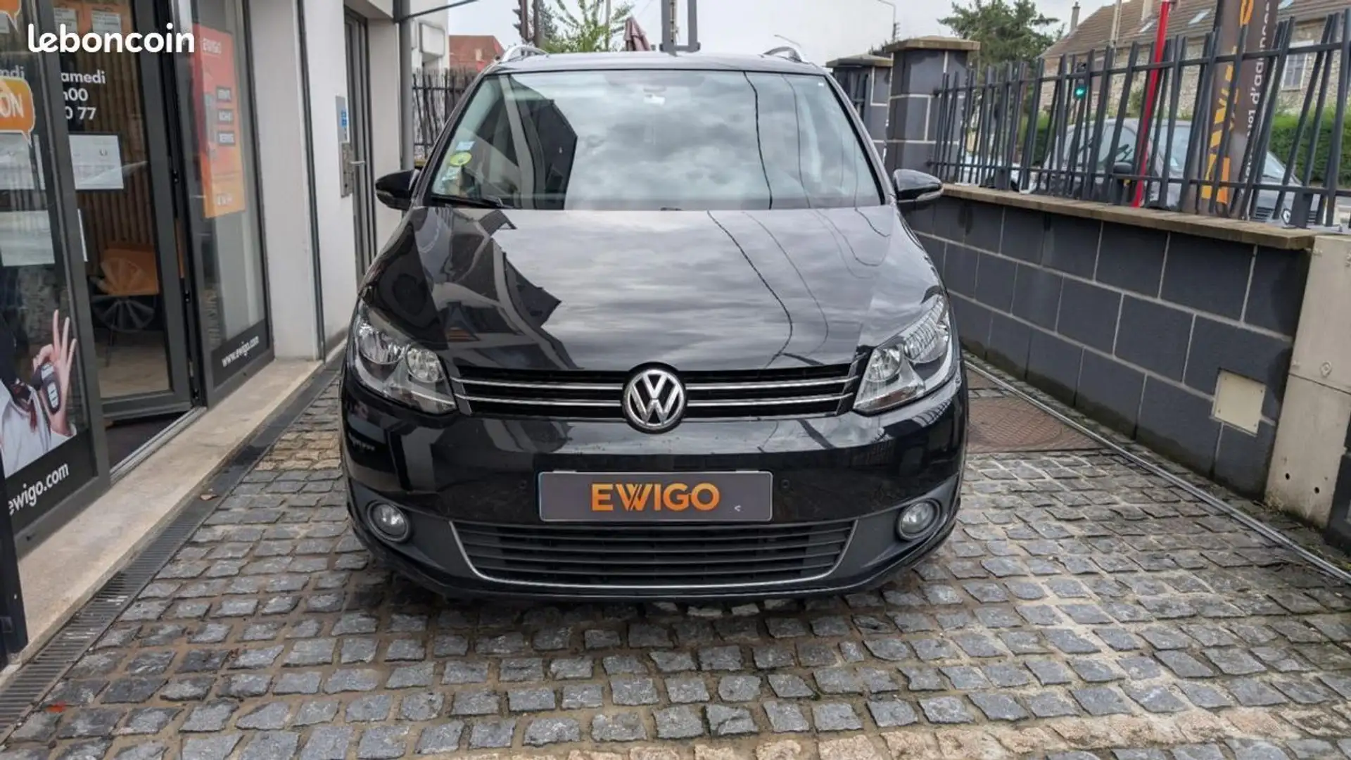 Volkswagen Touran 2.0 TDI 140 BLUEMOTION CARAT 7 PLACES DSG BVA Zwart - 2