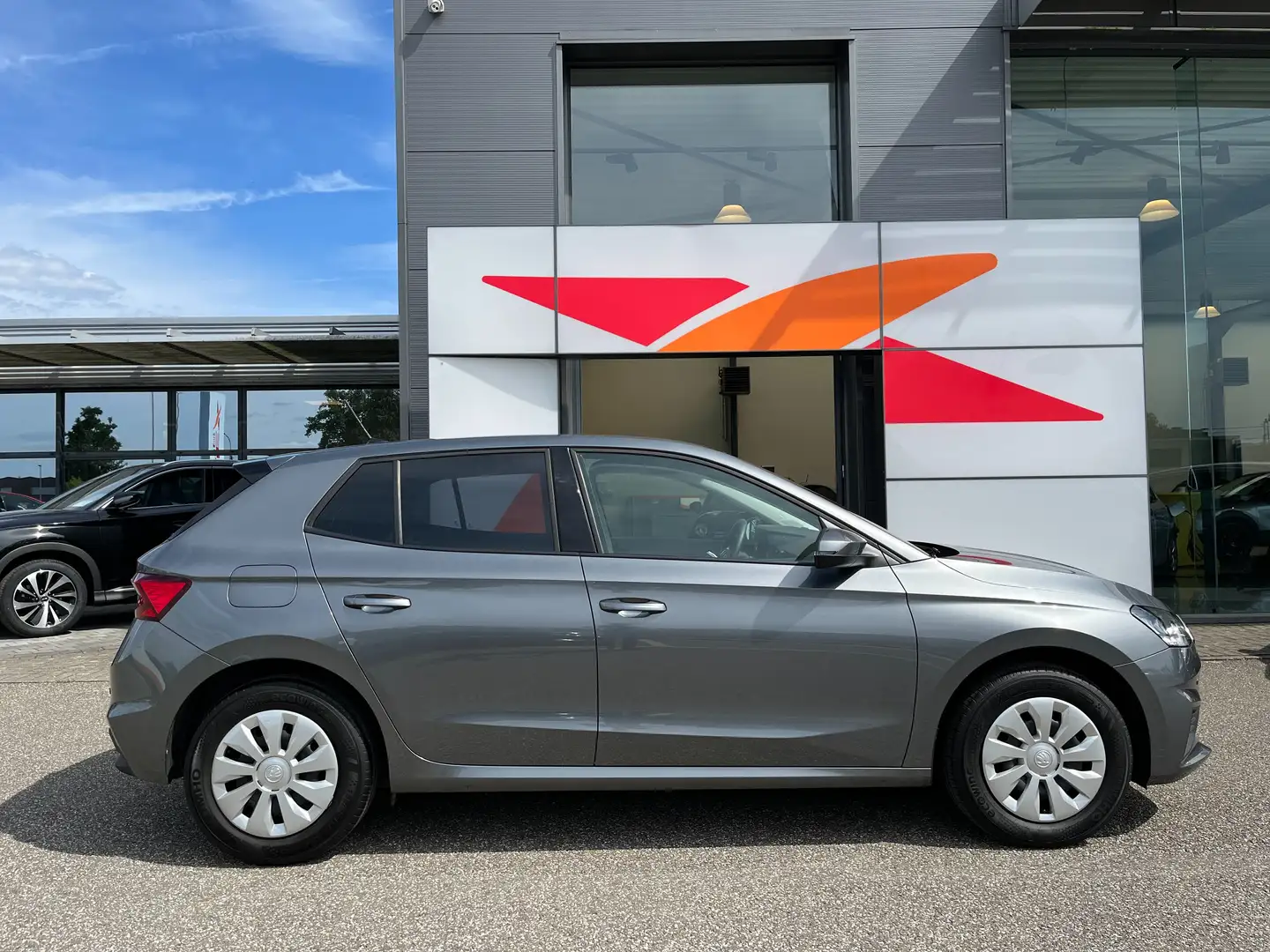Skoda Fabia Fabia 1.0 met lederen bekleding, camera en carplay Grijs - 2