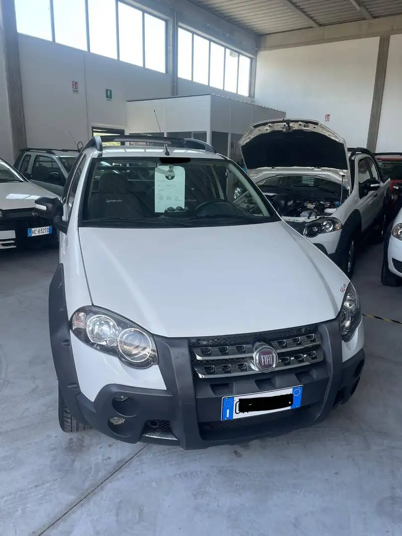 Fiat Strada Adventure Weiß - 2