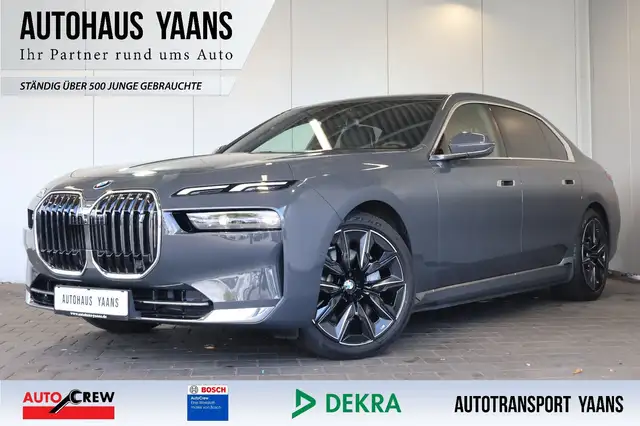 BMW i7 60 Design P. THEATRE+B&W+LUFT+GLOW+AUT. DOORS