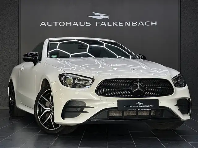 Mercedes-Benz E 220 D*CABRIO*AMG*4M*2.HAND*BURMESTER*360°*19"