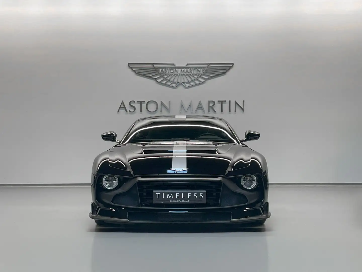 Aston Martin Valour 1 of 110 | Aston Martin Brussels Negro - 2