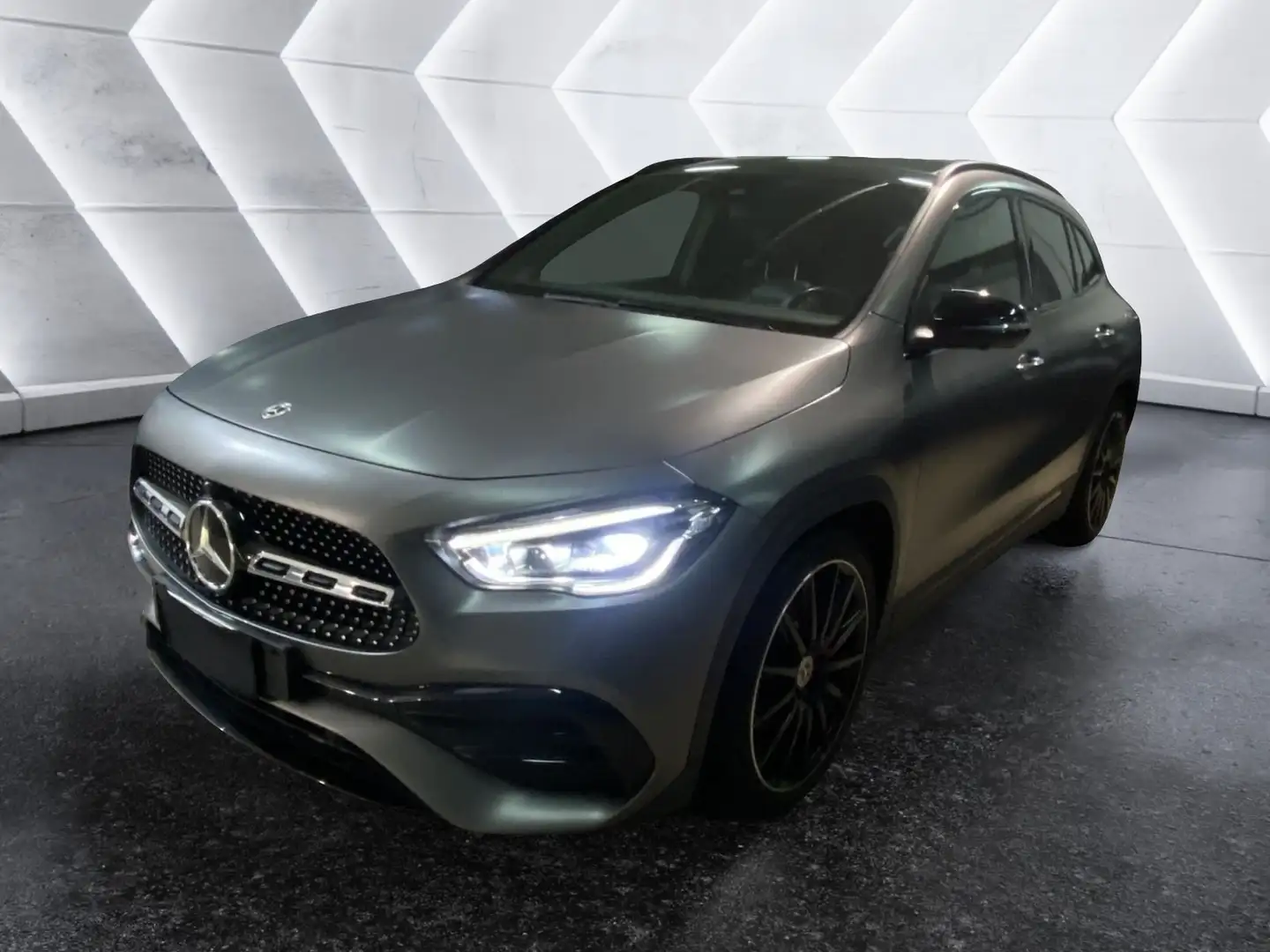 Mercedes-Benz GLA 200 GLA 200 d Automatic Premium Grigio - 1