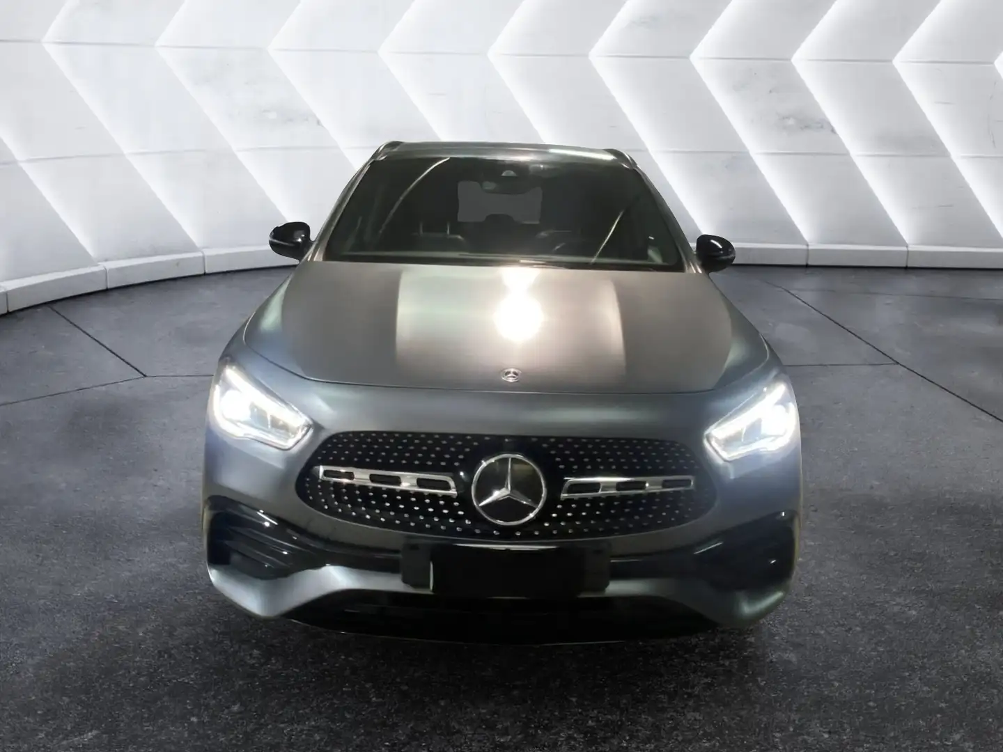 Mercedes-Benz GLA 200 GLA 200 d Automatic Premium Grigio - 2