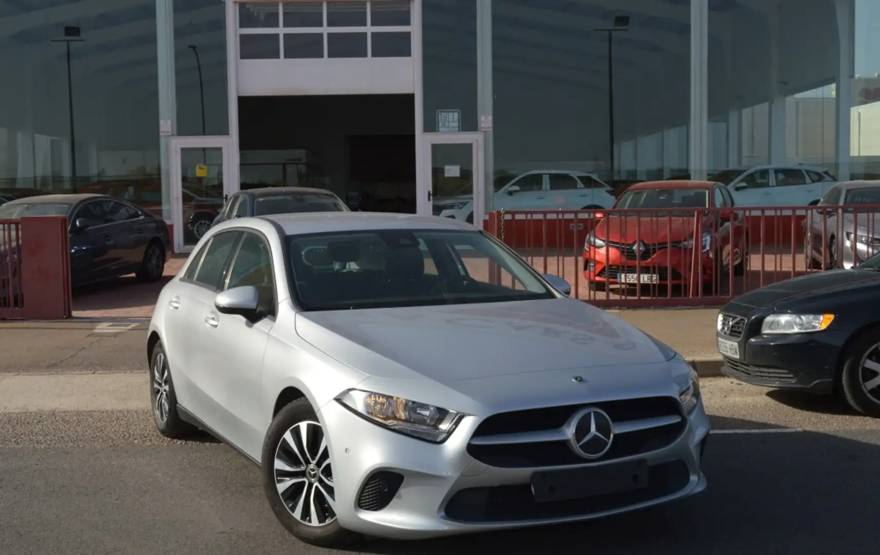 Mercedes-Benz A 180 Gris - 2