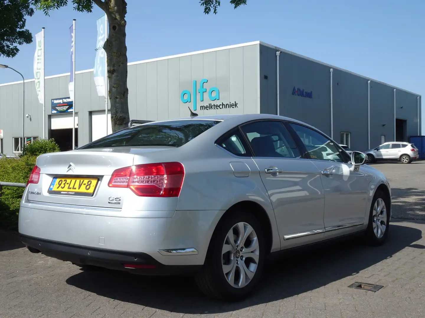 Citroen C5 1.6 THP Exclusive Autom. Gris - 2