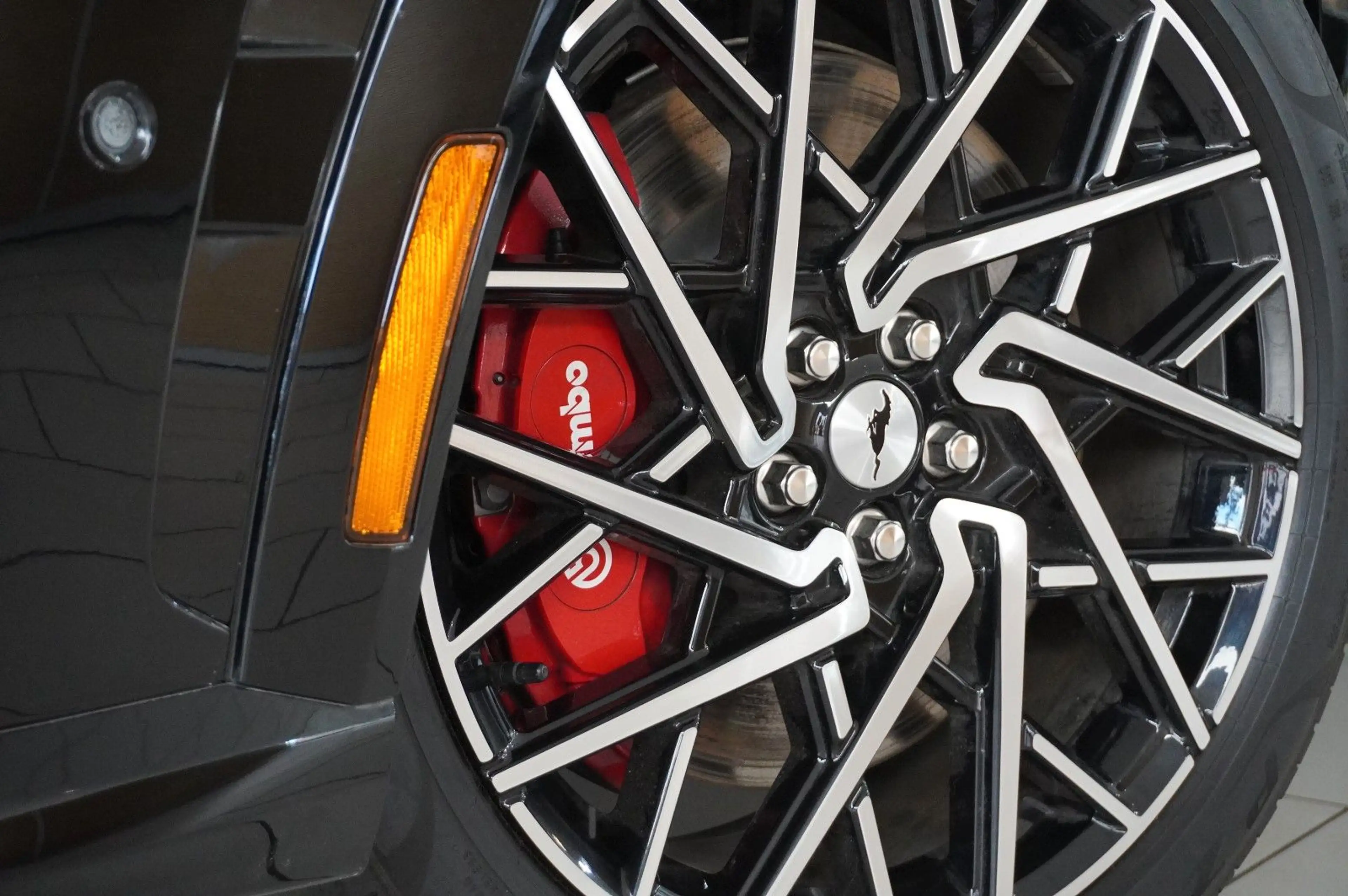Ford Mustang Mach-E GT AWD 99KWH NAVI/360°/B&O/PANO. — photo 6