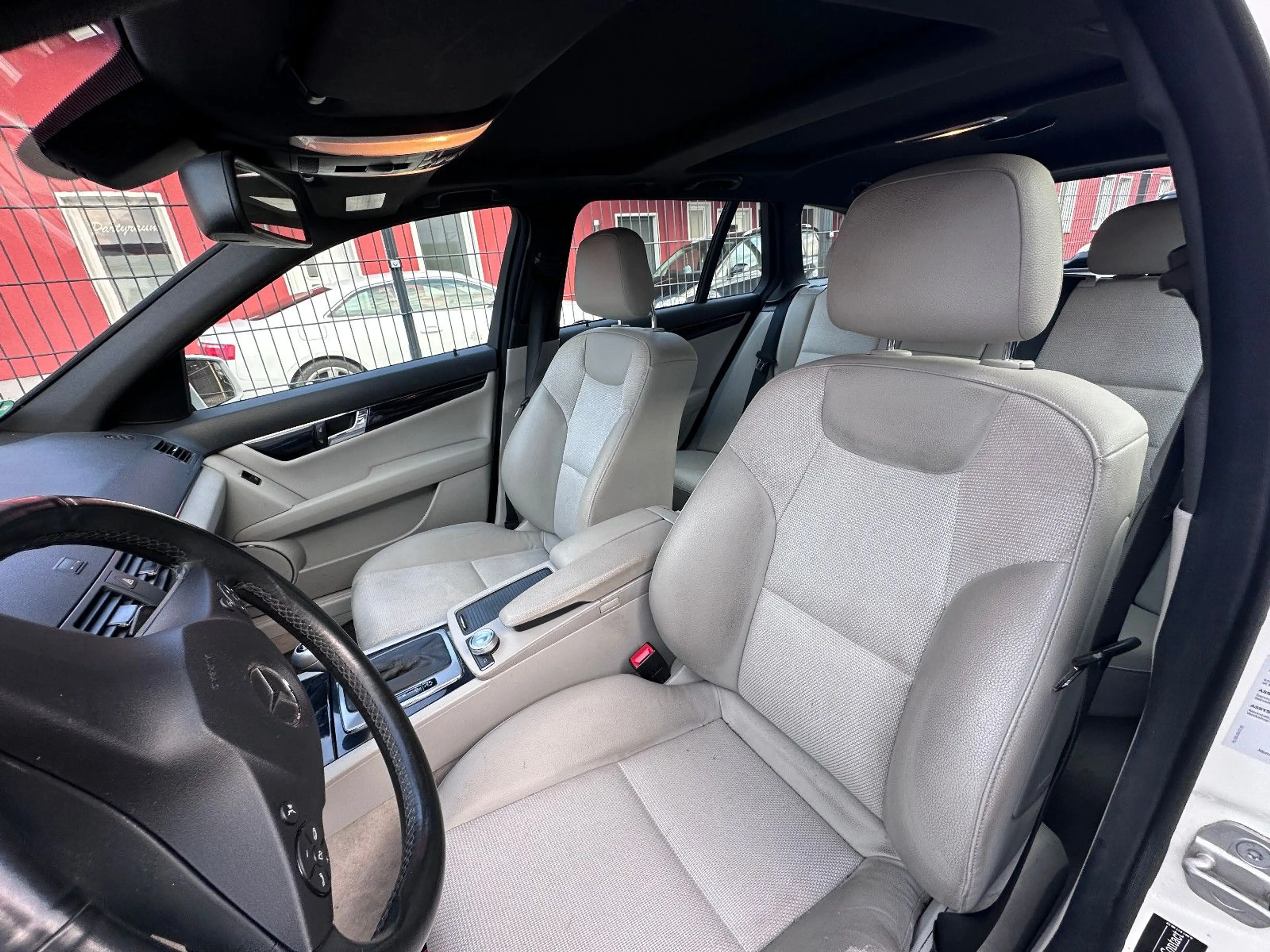 Mercedes-Benz C 250 T AMG AUTOMATIK + TÜV NEU + INSPEKTION — photo 6
