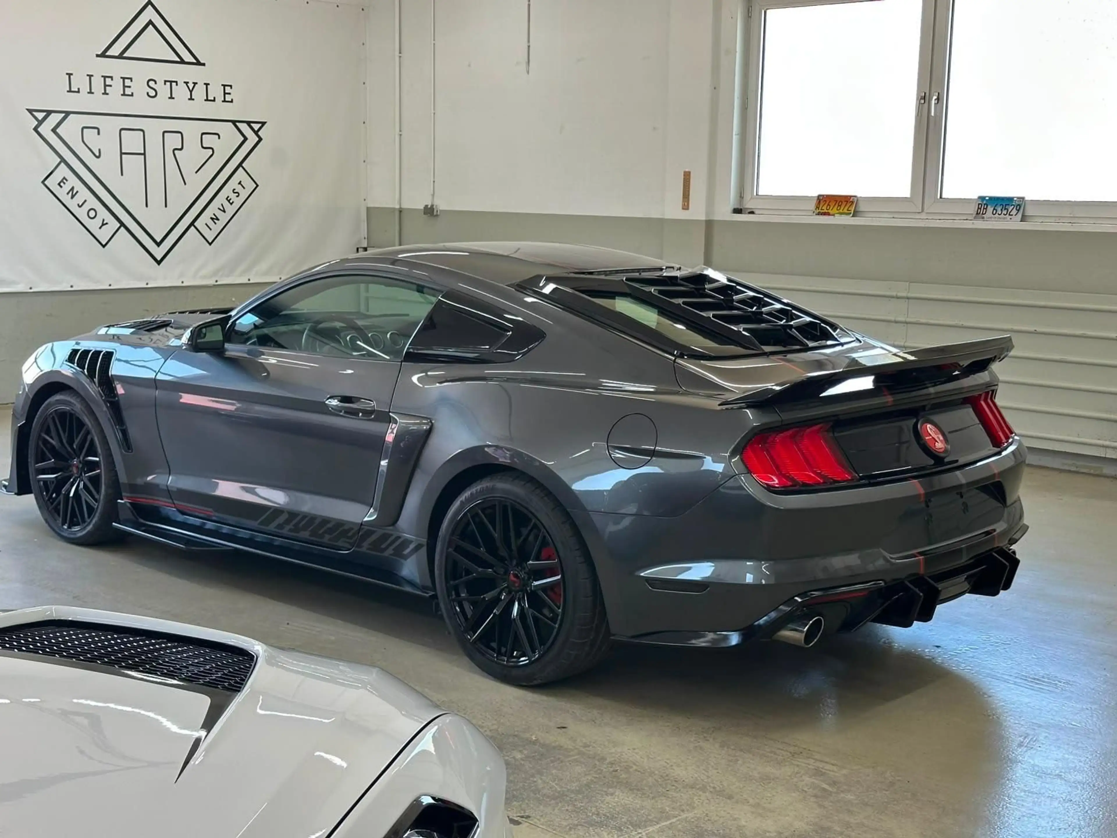 Ford Mustang 2.3 Ecoboost/ Shelby/ — photo 4