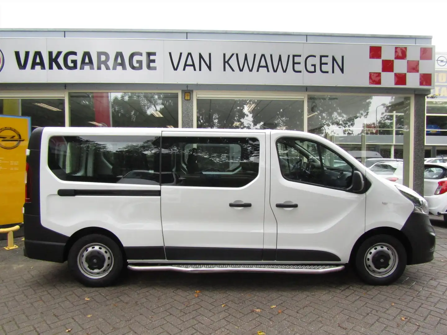 Opel Vivaro 9 PERSOONS BUS L2 AIRCO CRUISE CONTR. Wit - 1