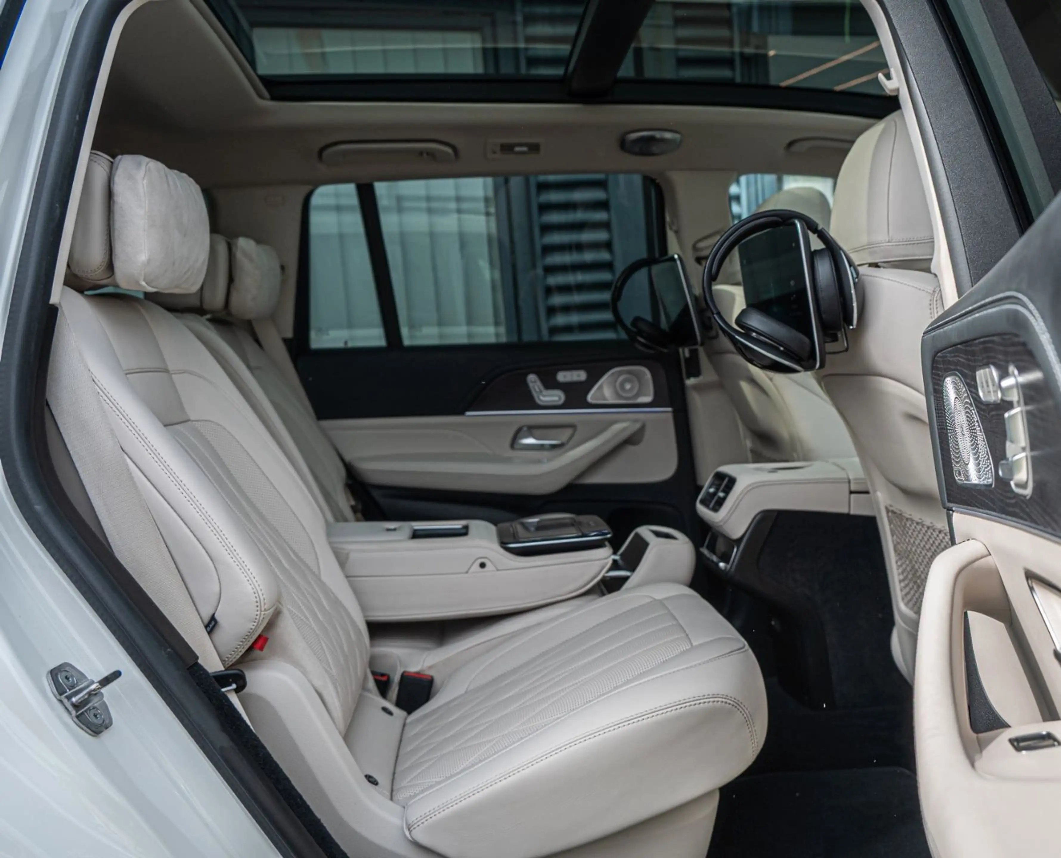 Mercedes-Benz GLS 63 AMG GLS63 AMG 4Matic|360°|PANO|7SITZER|23ZOLL — photo 14