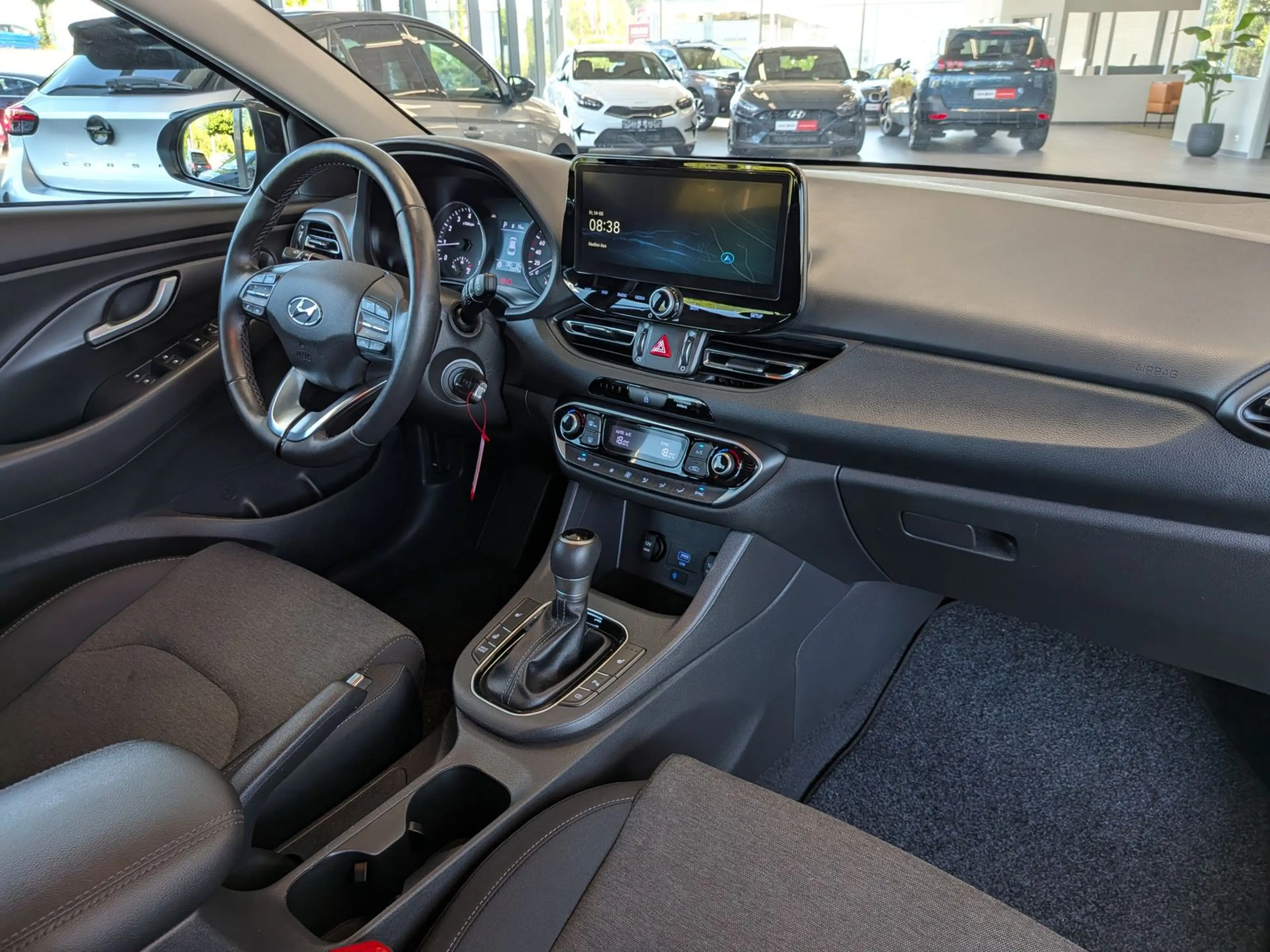 Hyundai i30 1.5 T-GDI DCT Trend MHEV Cam Navi LED-Paket — photo 12