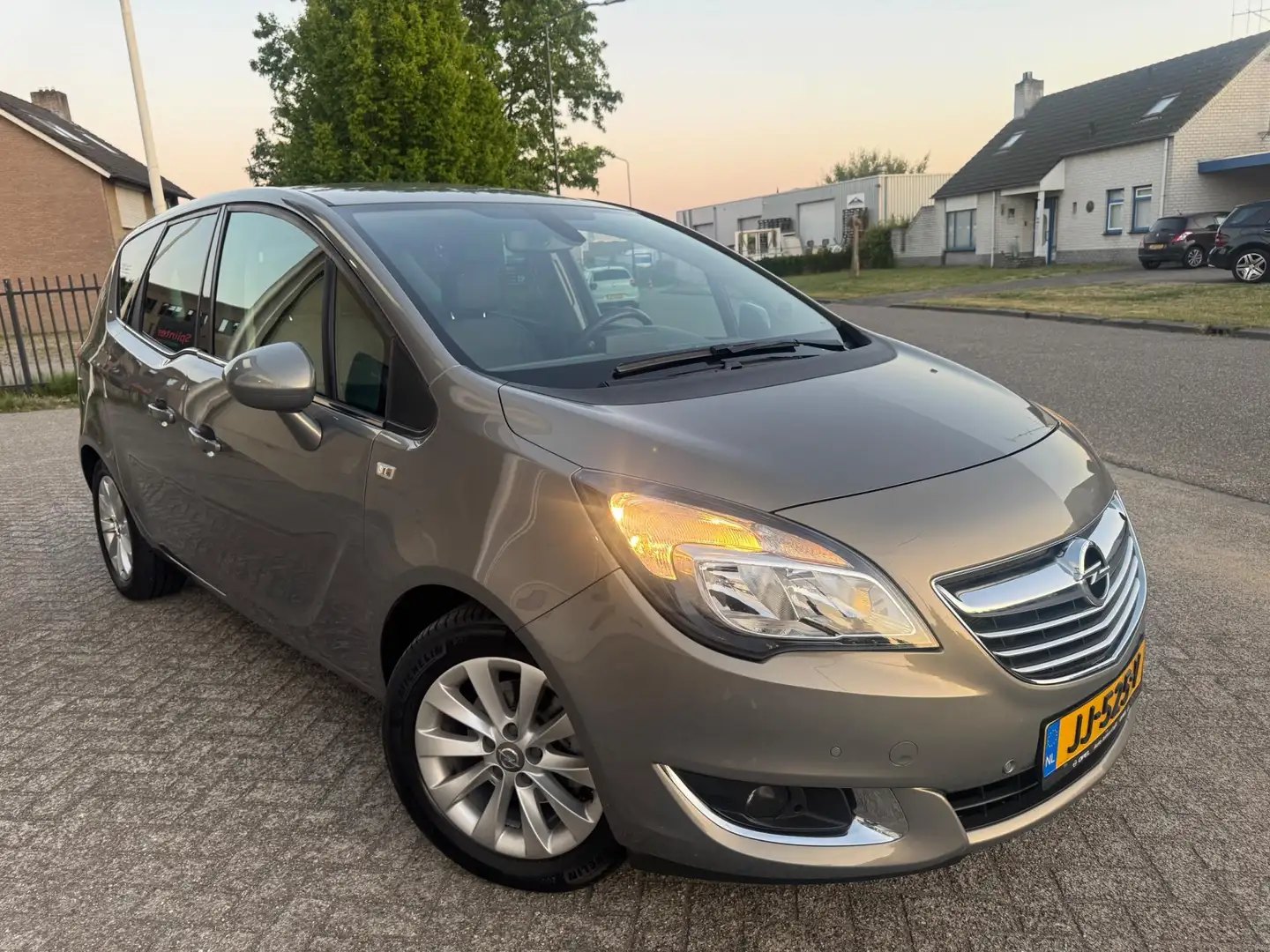 Opel Meriva 1.4 Turbo Cosmo Airco, Trekhaak, Cruise Gris - 2