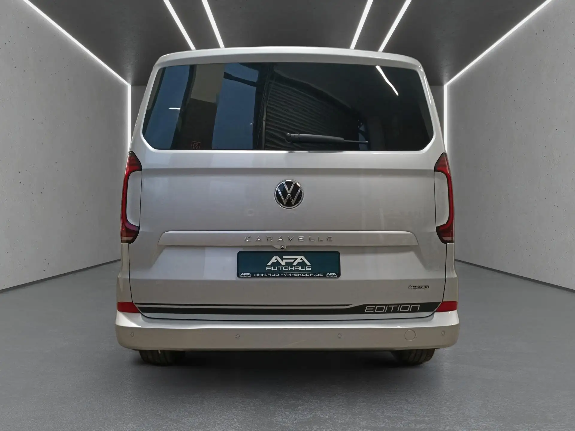 폭스바겐 Volkswagen T7 Caravelle 2.0 Edition 4Motion AHK*StHz*LED*5J 2025 화이트 사진 5